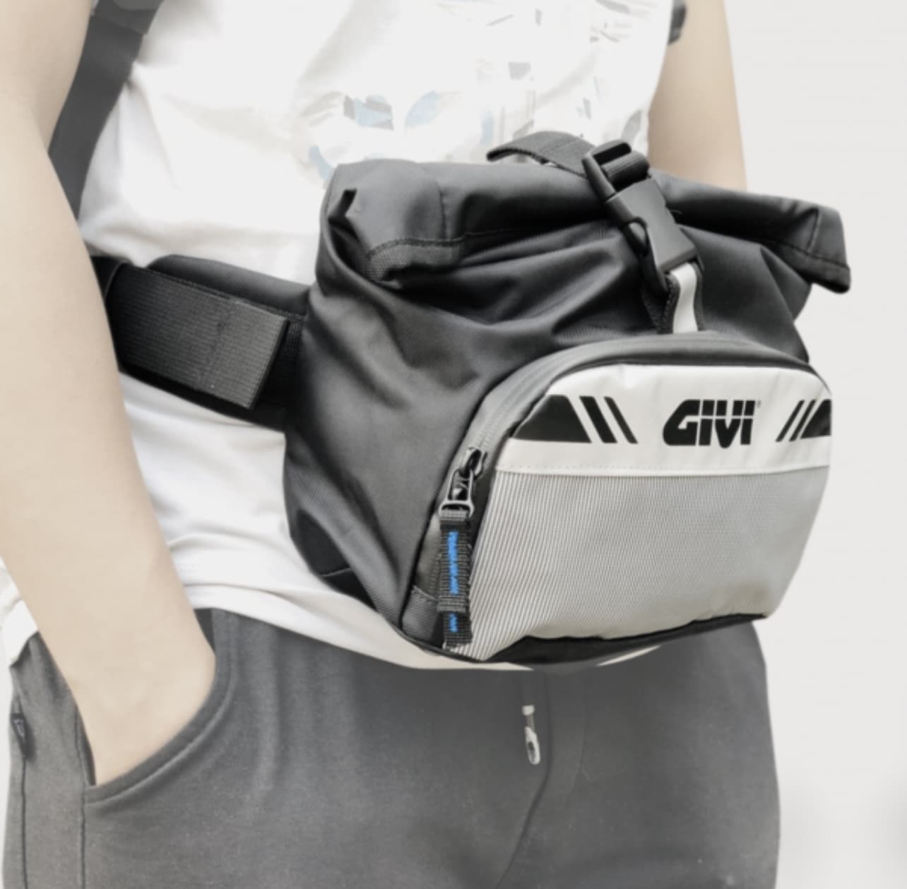 Túi Đeo Hông Givi RWB04 3L